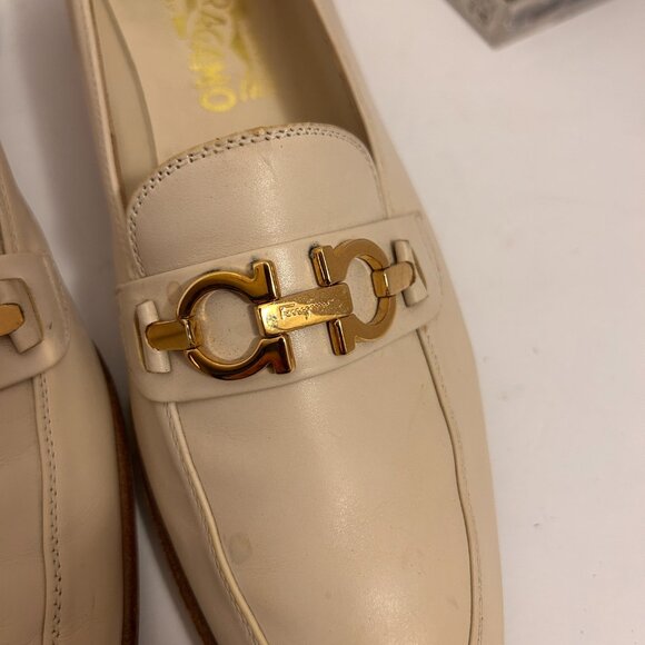 Salvatore Ferragamo HorseBit Loafers – Beige Leather w/ Gold Hardware - Picture 7 of 7
